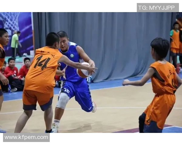 广州篮球队的拼搏之路与邀请赛的荣耀时刻回顾